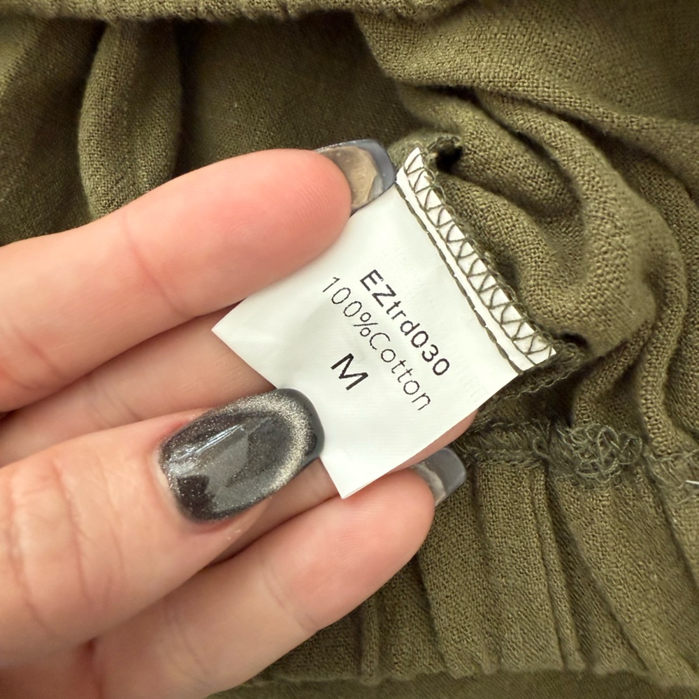 NWT Olive Green Two-Piece Set | Cropped Tank & High-Waisted Shorts | Size Medium - Picture 9 of 9
